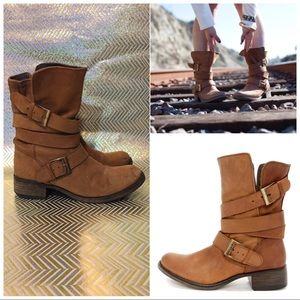 Steve Madden Brewzzer Cognac Leather Moto Boots